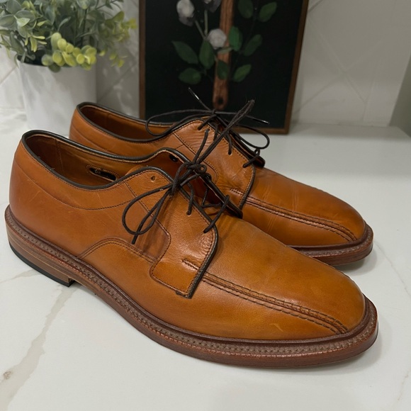 Allen Edmonds Hillcrest Leather Oxford Dress Shoes 8.5 D Cognac Brown main image 9